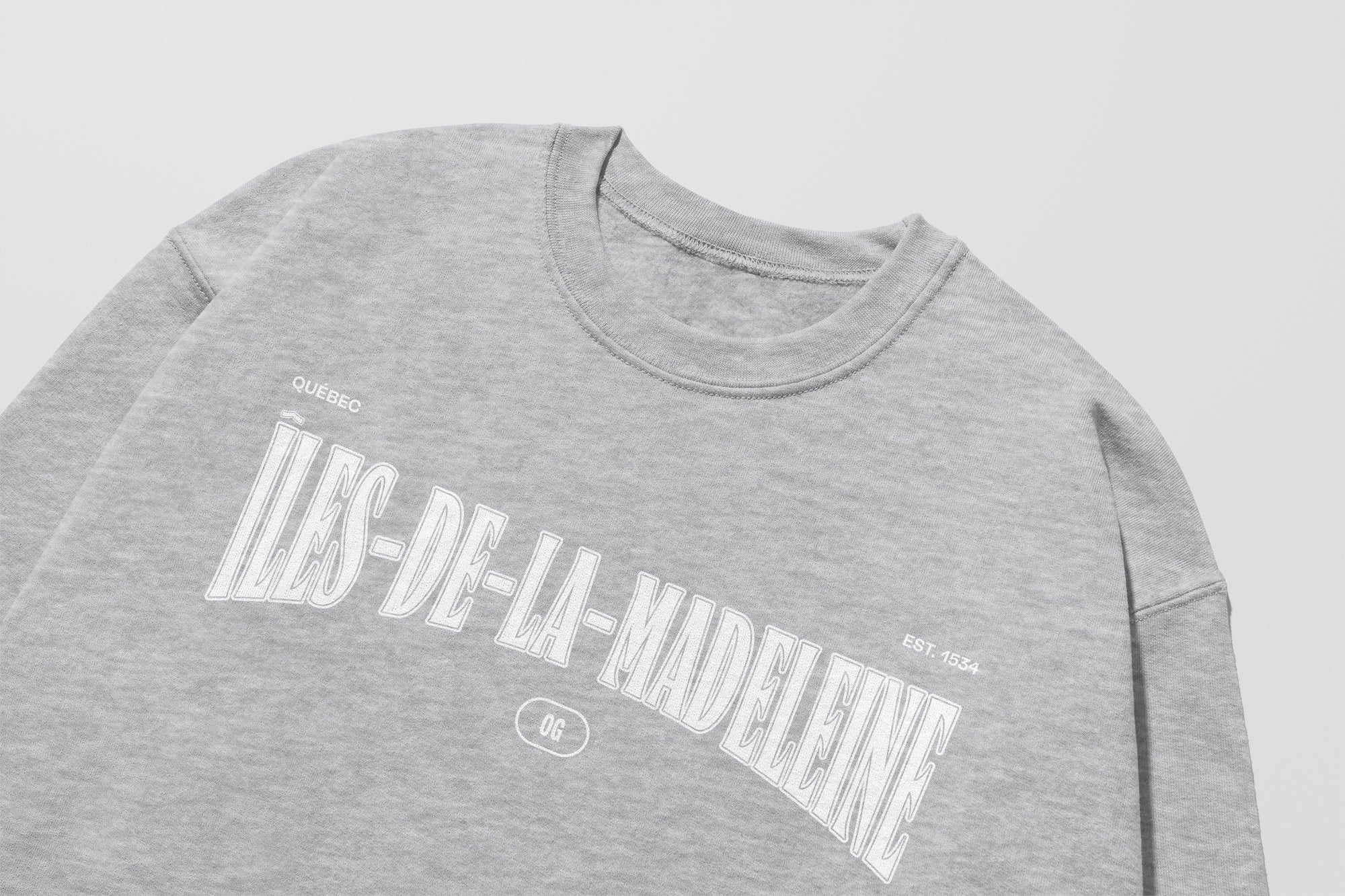 Mon Crew Fit - Adultes - Îles-de-la-Madeleine - Impression en Blanc