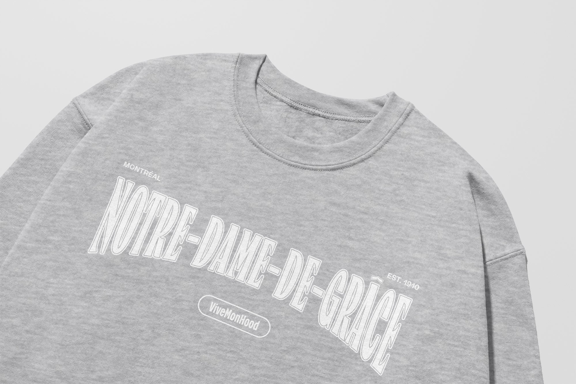 Mon Crew Fit - Enfants - Notre-Dame-de-Grace - Impression en Blanc