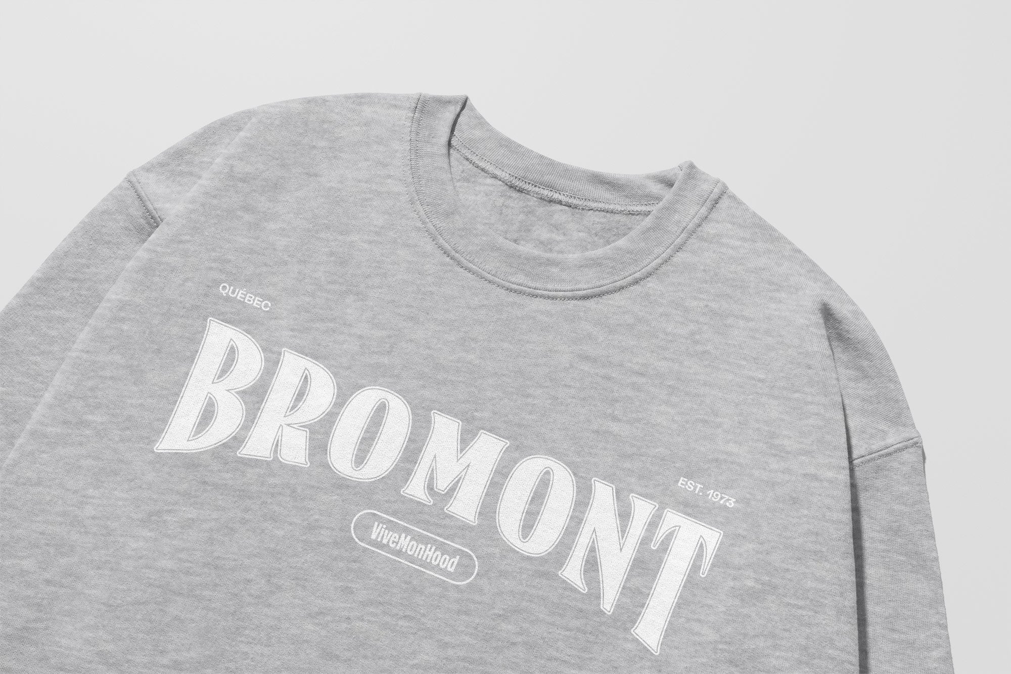 Mon Crew Fit - Adultes - Bromont - Impression en Blanc